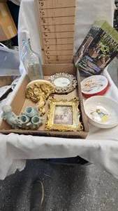 lot 221 image: Tranquility FountainLight, Bank Bottle, Porcelain Figures