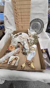 lot 241 image: Childs Plate, Porcelain Figurines