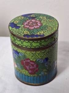 lot 135 image: Chinese Cloisonne Enameled Tea Caddie