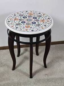 lot 78 image: Striking White Marble Pedestal with Pietra Dura Floral Inlay