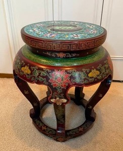 lot 16 image: Gorgeous Vintage Chinese Lacquered Fish Bowl Stand