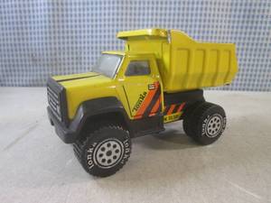 lot 5 image: (F-0) Vintage Tonka Dump Truck...