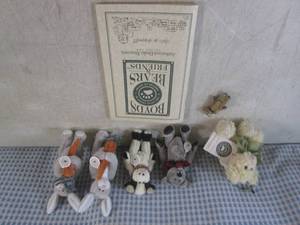 lot 66 image: (EC1) Assorted Small Boyds Bears wi...