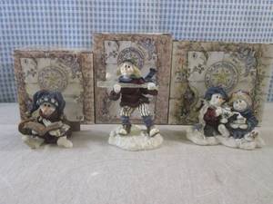 lot 69 image: (CS) 3 Boyds Bears & Friends The We...