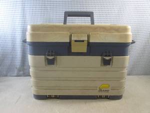lot 85 image: (CSB) Large Plano Tackle Systems 4-...