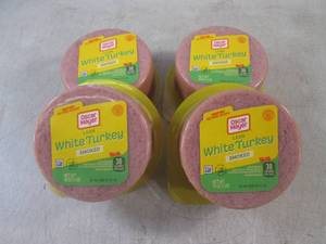 lot 112 image: (FRZ) 4 One Pound Packages Frozen O...