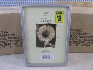 lot 120 image: (CSB) 12 - 5x7 Silver Mini EZ Pictu...