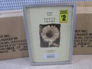 lot 122 image: (CSB) 12 - 5x7 Silver Mini EZ Pictu...