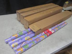 lot 132 image: (EW4) 24 Rolls of Gift Wrap Land Be...