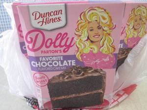 lot 209 image: (B-2) 6 Boxes of Dolly Partons Fav...