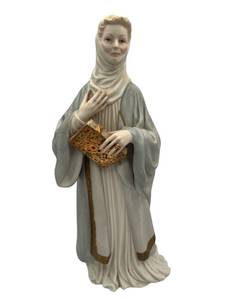 lot 20 image: Rare 1970 Cybis 14 Bisque Porcelain Katharine Hepburn Queen Eleanor of Aquitaine Figurine #574