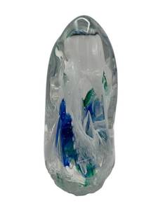 lot 24 image: Delightful 10-inch Art Glass Paperweight