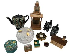 lot 46 image: Vintage Collectibles - Vintage Jungfrau Trinket Box, Teapot, Porcelain Scottish Terriers, Studio Nova Glass Trinket Box, and More