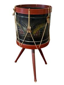 lot 64 image: Rare 1950s The Old Drum Shop Wastebasket 1854 American Eagle Drum (20.5 Tall)