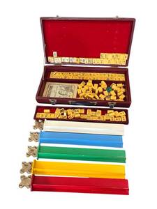 lot 68 image: Vintage Mahjong Chinese Game of Four Winds