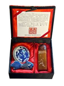 lot 142 image: Vintage Chinese Carved SHOU SHAN Soap Stone Dragon Seal Stamp Set Double Happiness