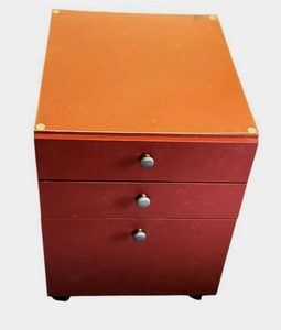 lot 154 image: Rolling Mobile Desk Storage Unit (19.75 W x 25.5 T x 23.5 D)