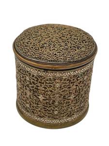 lot 206 image: Vintage 3.25 Brass and Copper Trinket CanisterPill Box