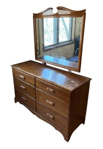 lot 210 image: Vintage Peter Klerner Solid Maple Dresser & Mirror, Provincial Style, 56 W x 72 T x 20 D - Bring Help to Remove