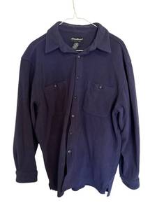 lot 233 image: Mens Eddie Bauer Navy Blue Button Down Fleece Shirt (Size SP)