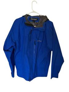 lot 230 image: Mens Size Medium Marmot Blue Hooded Zip Up Jacket