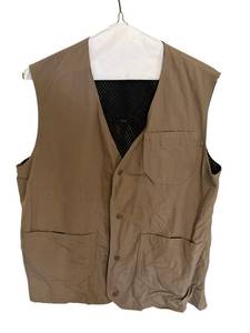 lot 238 image: Mens Size Medium Concealed Carry Outfitters Vest