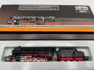 lot 301 image: New Open Box Marklin Z-Scale Heavy Freight Locomotive with Brakemans Cab (8884) - $200 Value