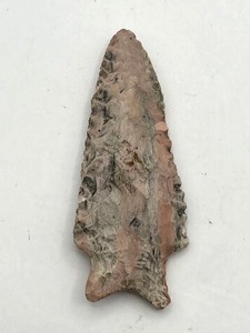 lot 347 image: Native American 3-inch Arrowhead Unearthed in the 1950s