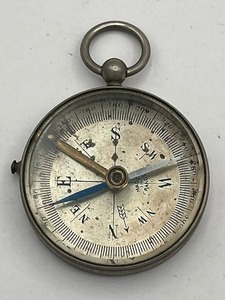 lot 348 image: Antique (Made in France) Compass, 1.5 Diameter