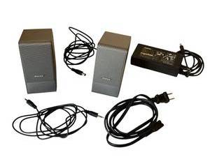 lot 365 image: Nice BOSE Desktop Speakers