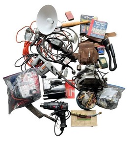 lot 645 image: Porter Cable Heat Gun, Shop Lights, Skil Reciprocating Saw, Bungee Cords, and More