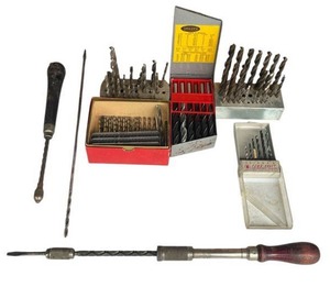 lot 658 image: Drill Bits and Vintage Push Drill including Millers Falls No. 610