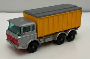 lot 11 image: 1960s Original Matchbox Lesney N0. 47 Tipper Container Truck