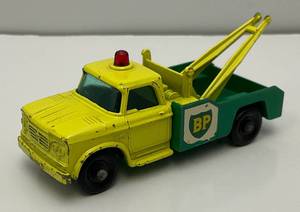 lot 25 image: 1960s Original Matchbox Lesney N0. 13 BP Dodge Wreck Truck