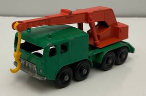 lot 32 image: 1960s Original Matchbox Lesney N0. 30 Eight Wheel Crane New In Original Box