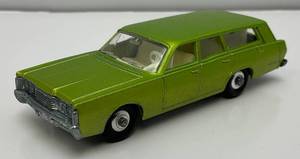 lot 63 image: 1960s Original Matchbox Lesney SUPERFAST  N0. 55 OR 73  Mercury Station Wagon With Dogs