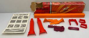 lot 106 image: 1967 Hot Wheels #6279 Stunt Action Set In Original Box (Missing Car, Button & Catalog) Box Beat Up