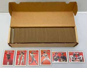 lot 125 image: 1980s TOPPS Baseball Cards (Unsorted)