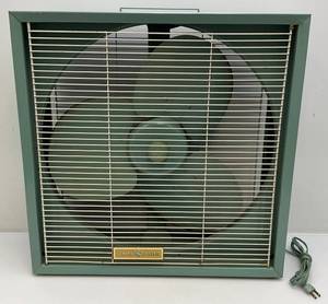 lot 169 image: Retro Seafoam Green GE Metal Box Fan (Nice Conditon) Works But Needs A Shot Of Oil 22 12 x 22 12
