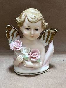 lot 114 image: Tilso Bisque Cherub
