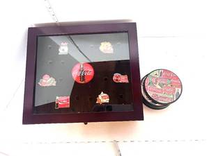 lot 28 image: Coca Cola Pins with Display Case and Coasters