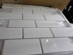 lot 1 image: 4 ctrns Daltile Ceramic Mosaic Tile...