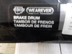 lot 43 image: CARQUEST 2 ct Brake Drums YH140745...