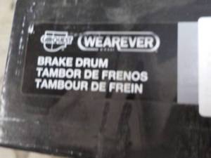 lot 51 image: CARQUEST 3 ct Brake Drums YH140480...