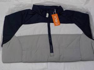 lot 100 image: Cutter and Buck size M GreyWhiteN...