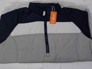 lot 101 image: Cutter and Buck size M GreyWhiteN...