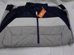 lot 111 image: Cutter and Buck size XXLarge NavyW...