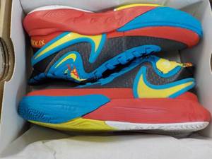 lot 199 image: Kyrie Irving NIKE Size Childrens 12 Ten...