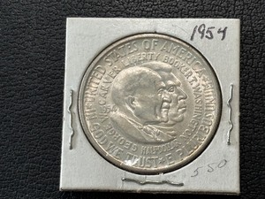 lot 29 image: 1954-S Washington-Carver Half Dollar Rare Only 122,024 Minted