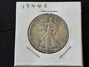 lot 100 image: 1944-S Walking Liberty Half Dollar